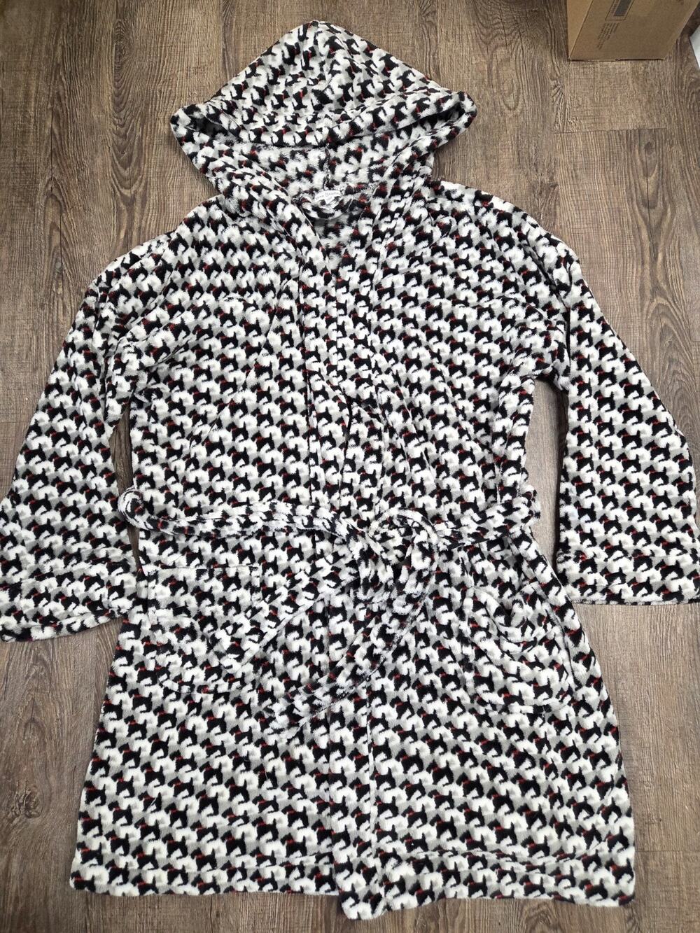 Vera Bradley Scottie Schnauzer DOG Hooded Plush Robe Tie Closure 2 Pockets S/M